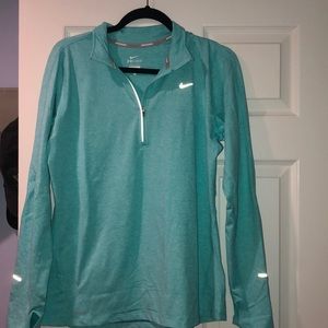 Nike aqua dri-fit half zip